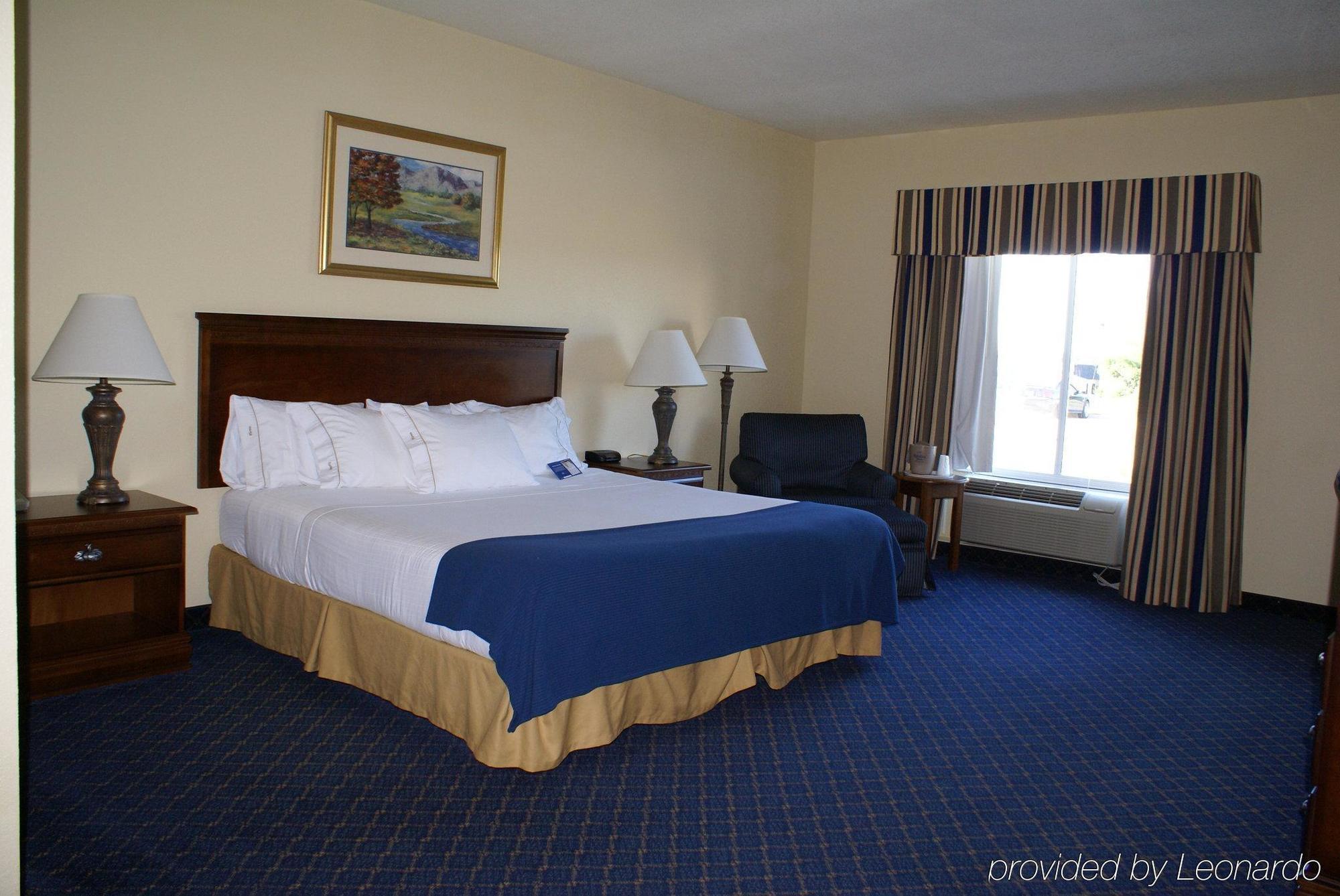 Holiday Inn Express Hotels & Suites Mountain Home By Ihg Chambre photo