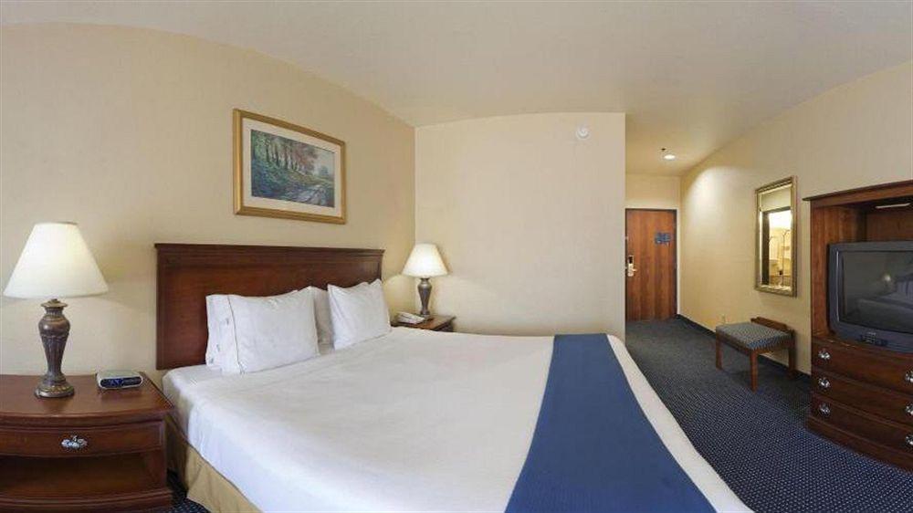 Holiday Inn Express Hotels & Suites Mountain Home By Ihg Extérieur photo