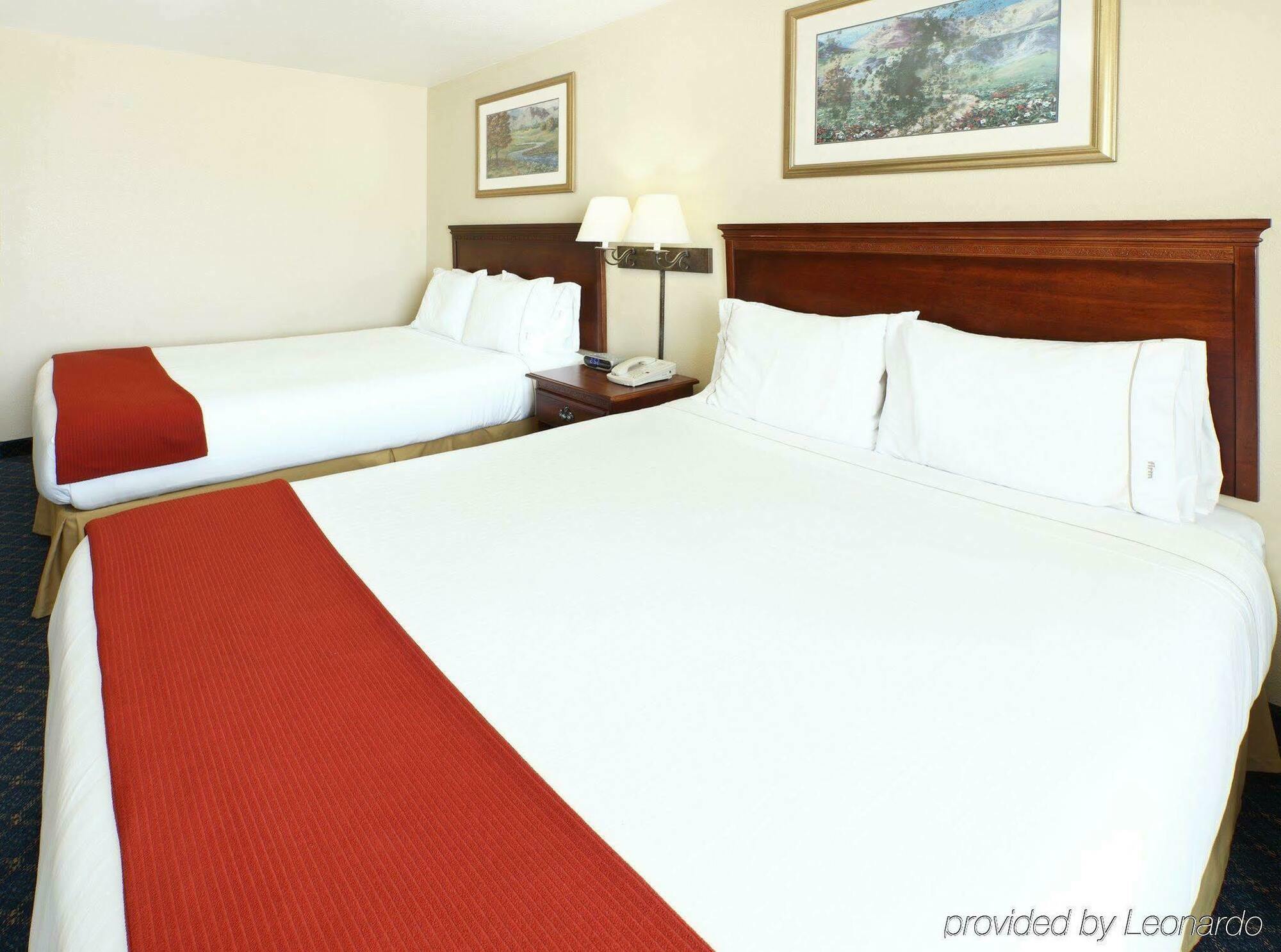 Holiday Inn Express Hotels & Suites Mountain Home By Ihg Chambre photo